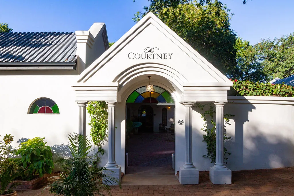 The Courtney Lodge, Victoria Falls interior view