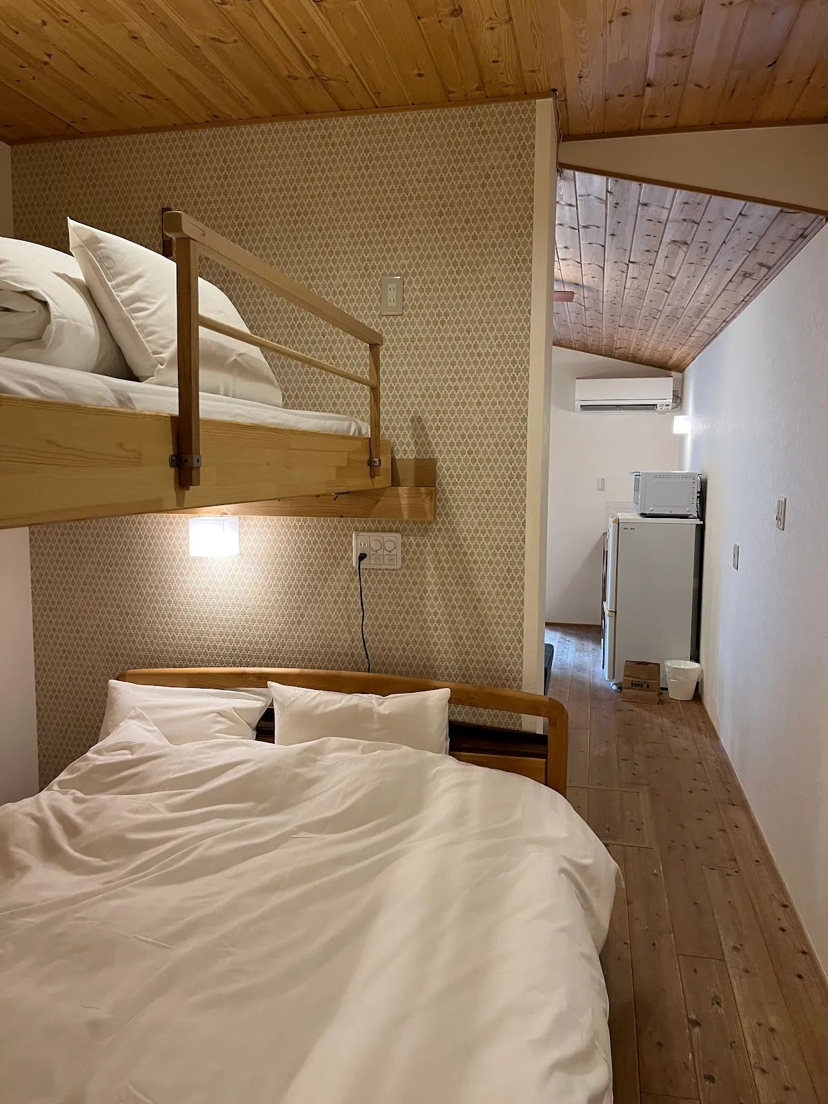 The Deer Park Inn, Nara interior view