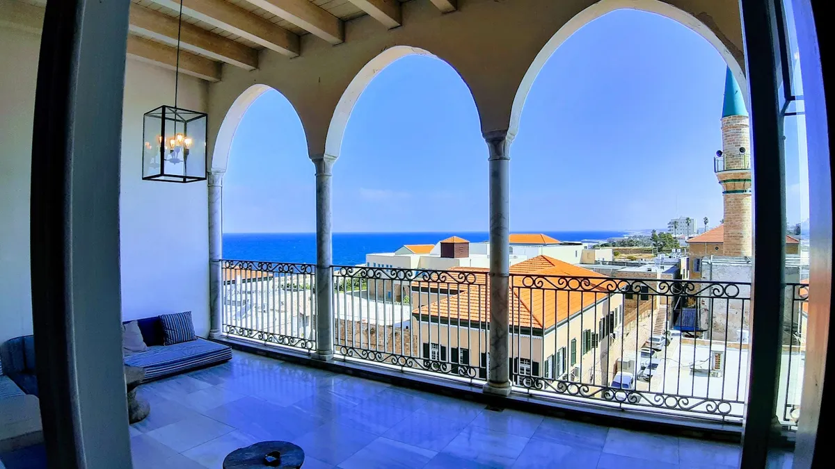 The Efendi Hotel, Acre interior view