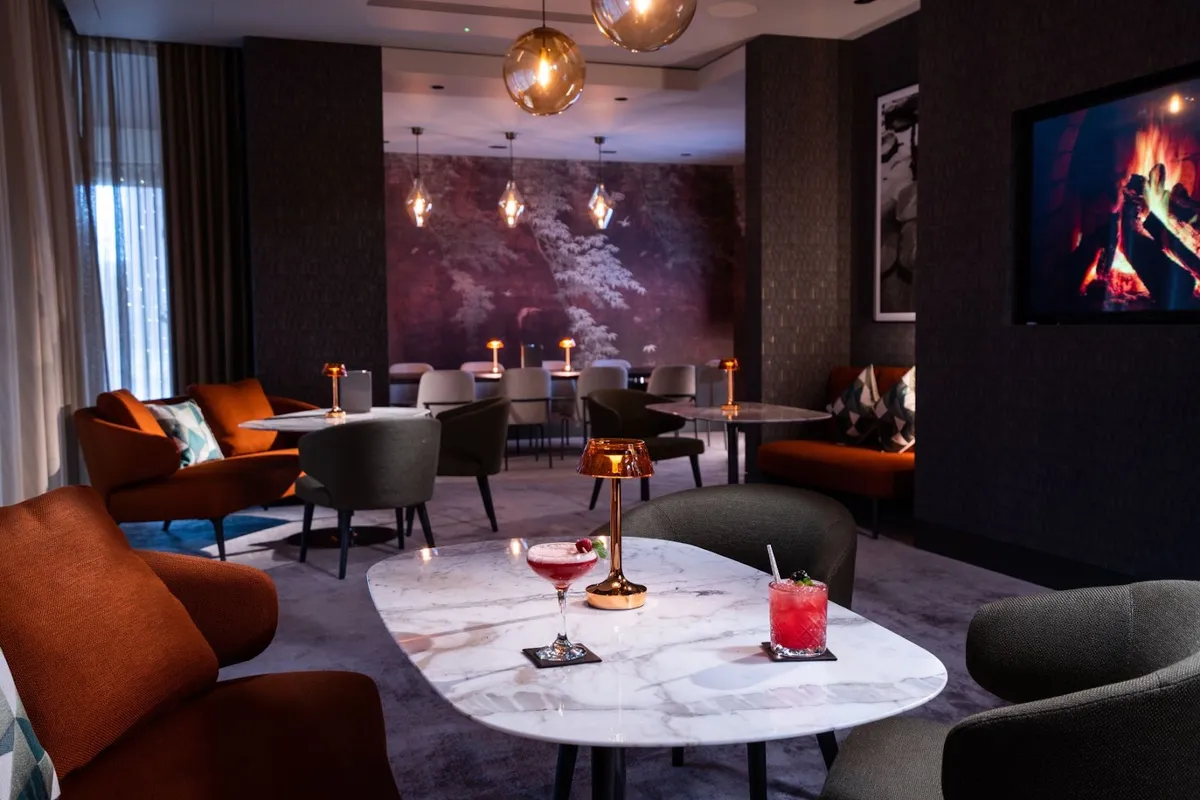 The Fitzwilliam Hotel Belfast, Belfast interior view