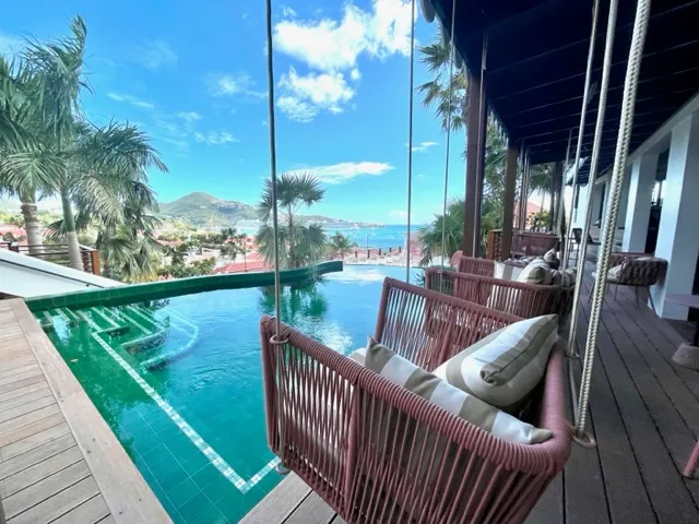 The Pink Palm Hotel, St Thomas interior view