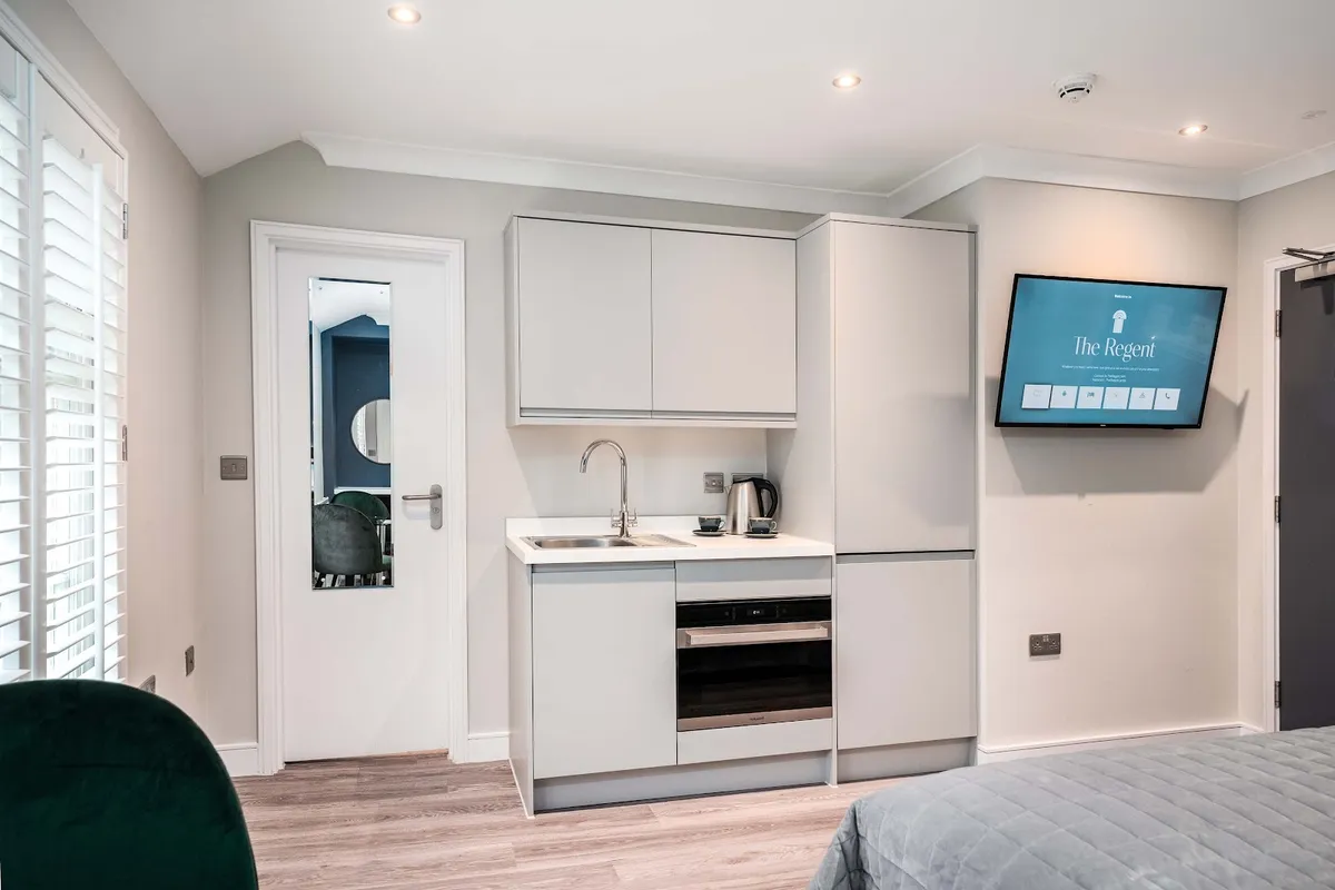 The Regent Aparthotel, Cambridge interior view