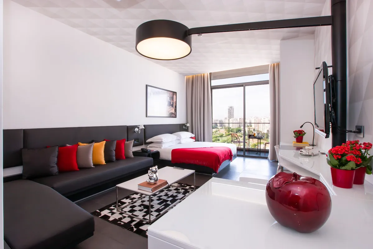 The Smallville Hotel, Beirut interior view