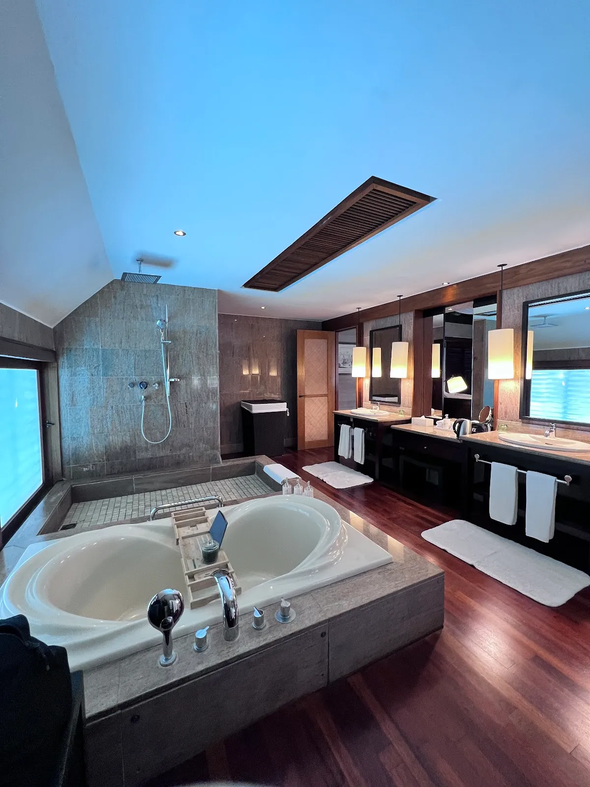 The St. Regis Bora Bora Resort, Bora Bora interior view