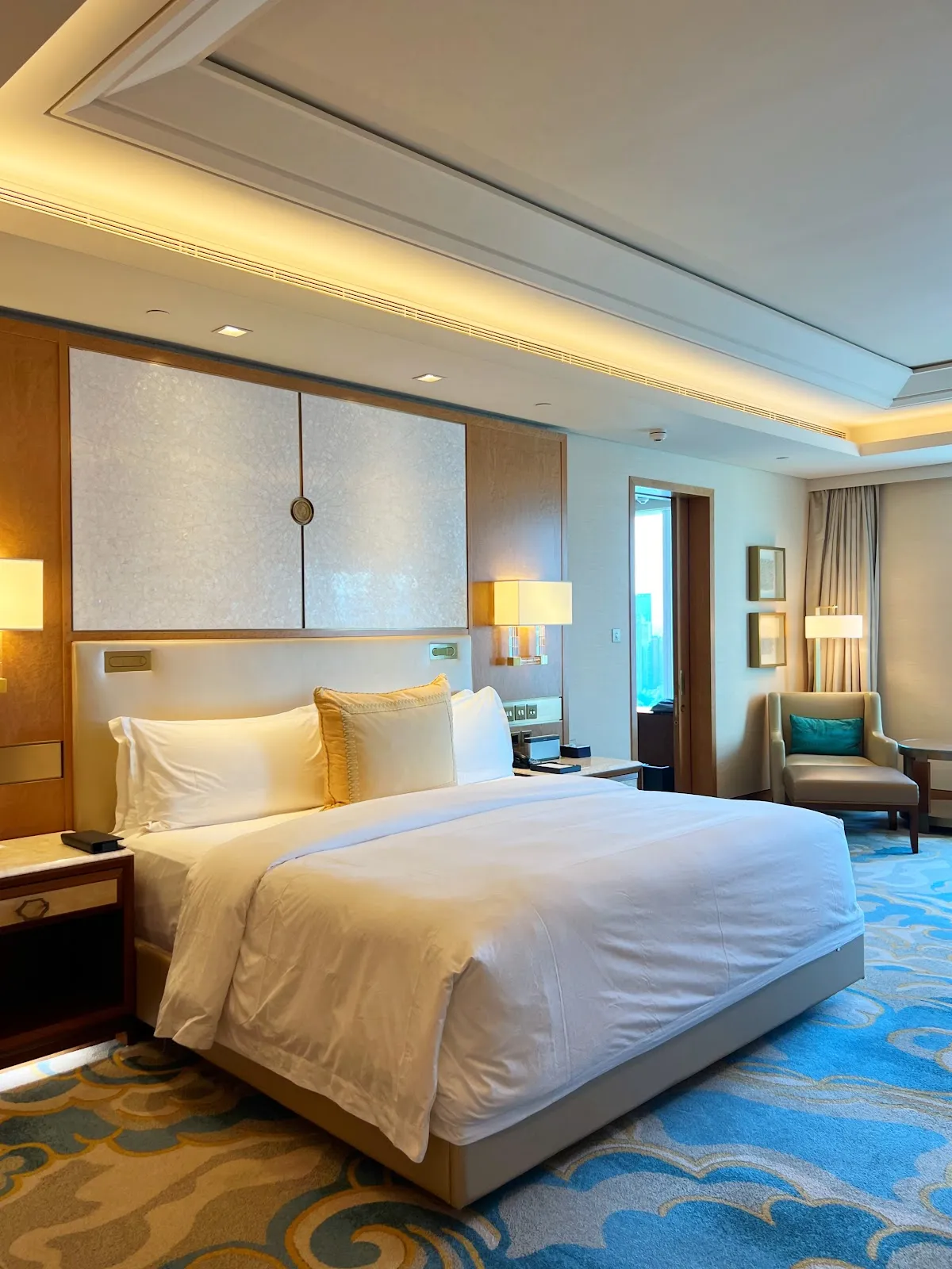The St. Regis Macao, Taipa interior view
