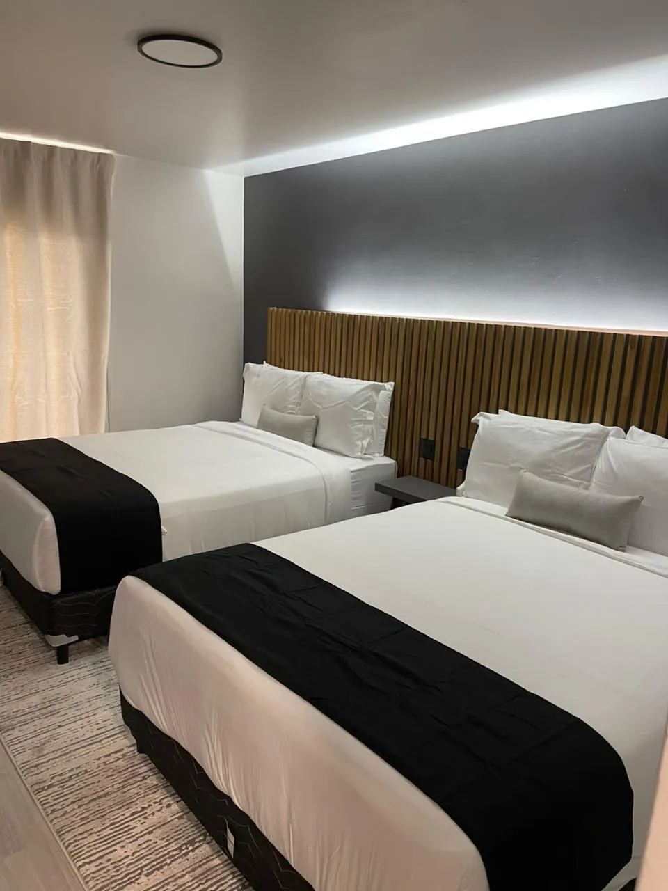 The Views Hotel, Crown Point interior view