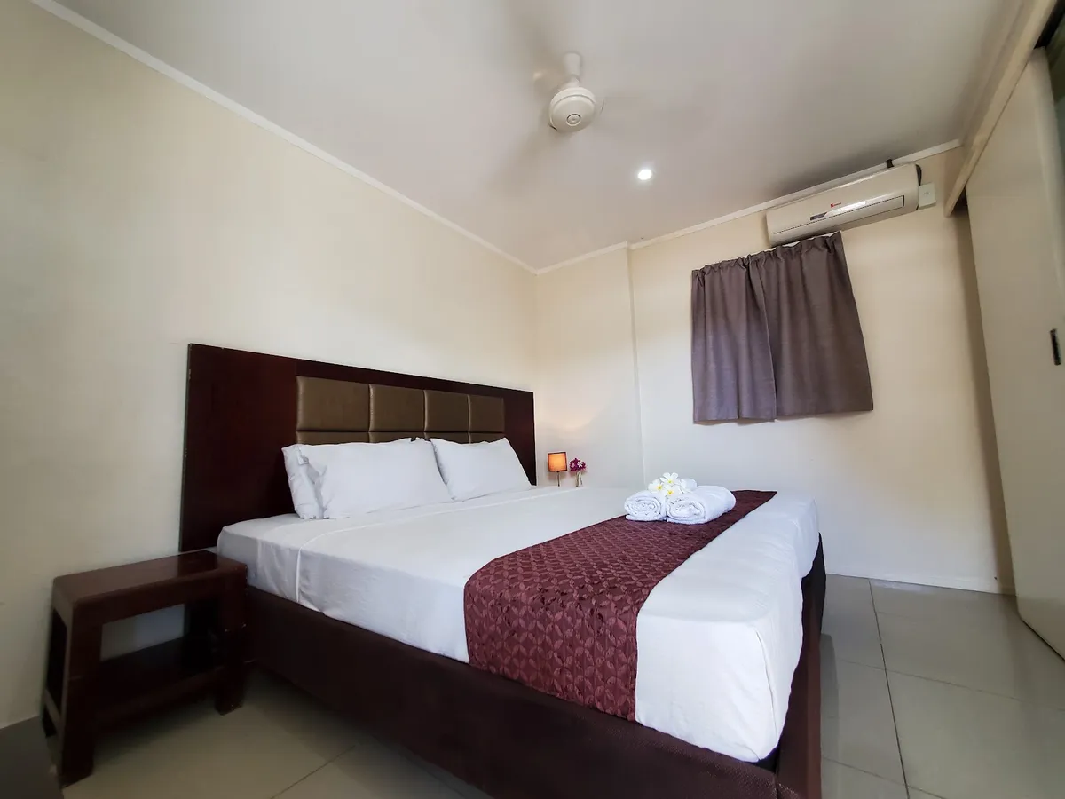 The White House Hotel - Apia Samoa, Apia interior view