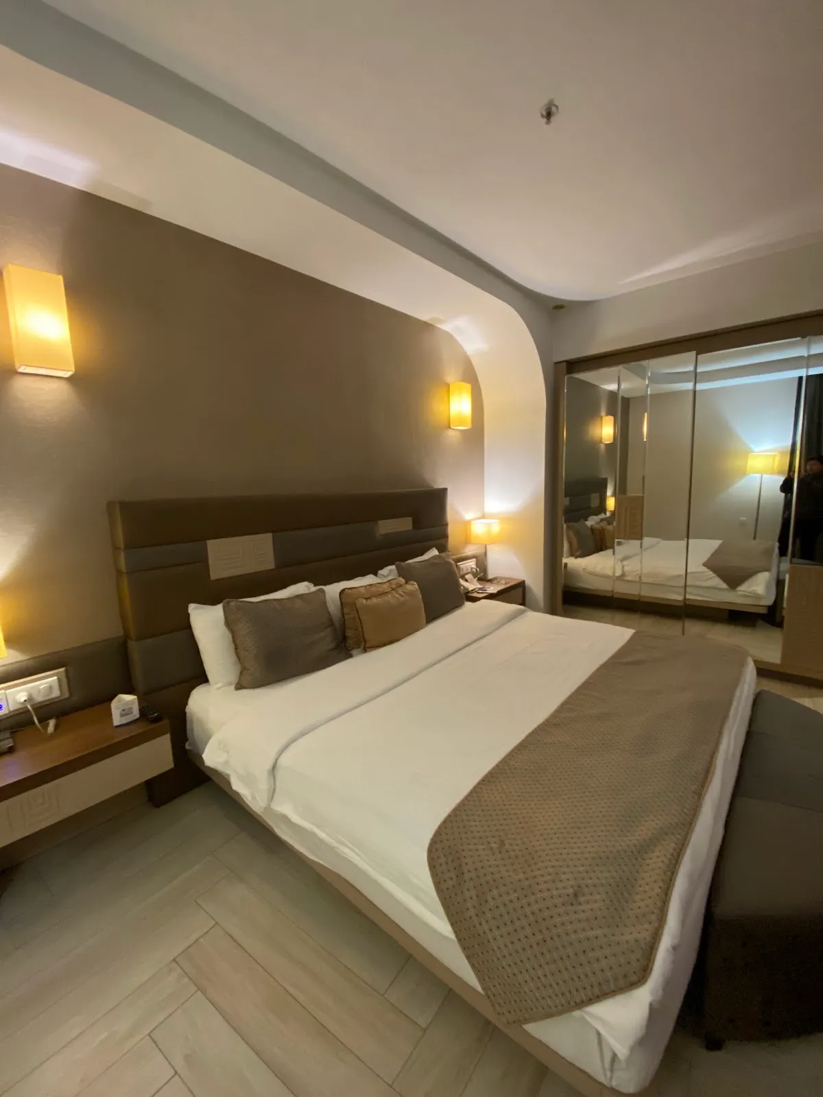 Titanic Hotel & Spa, Sulaymaniyah interior view