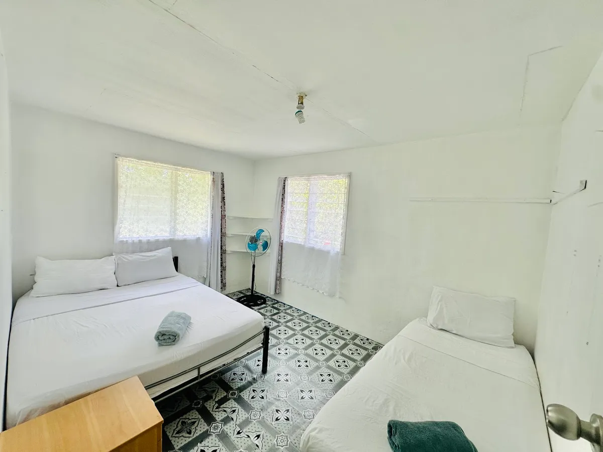 Tonga Horizon Cottage, Nukualofa interior view