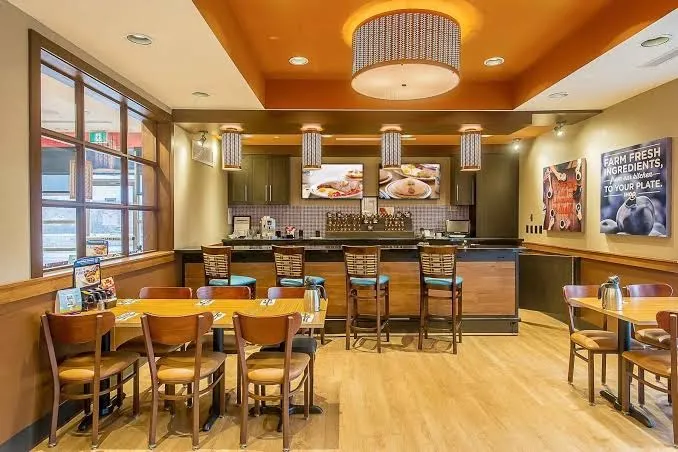 TownePlace Suites by Marriott Niagara Falls Canada, Niagara Falls interior view