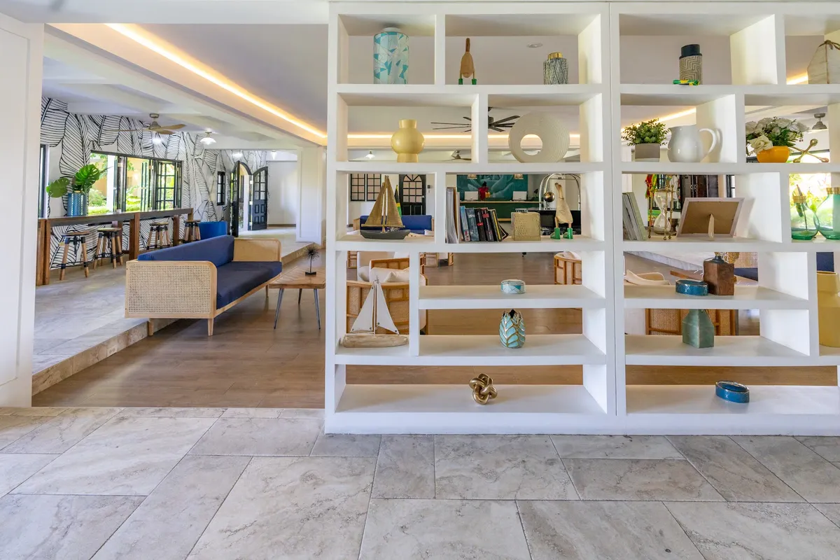 Travellers Beach Resort, Negril interior view