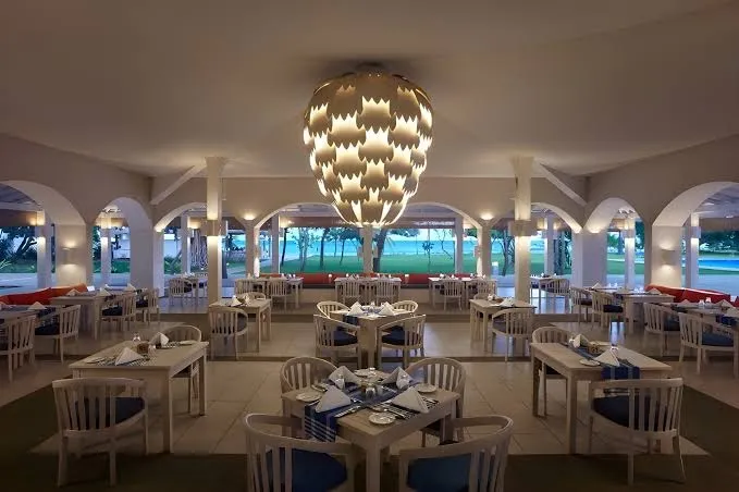 Trinco Blu by Cinnamon, Trincomalee interior view