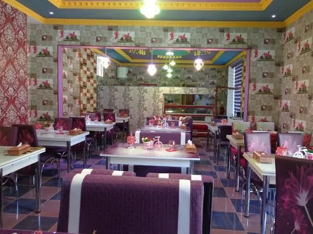 Tubram S Ailəvi Qonaq Evi - Luxury Triple Room, Sheki interior view