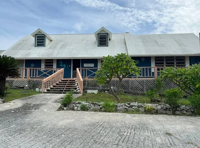 Turtles Nest Bahamas, Exuma interior view