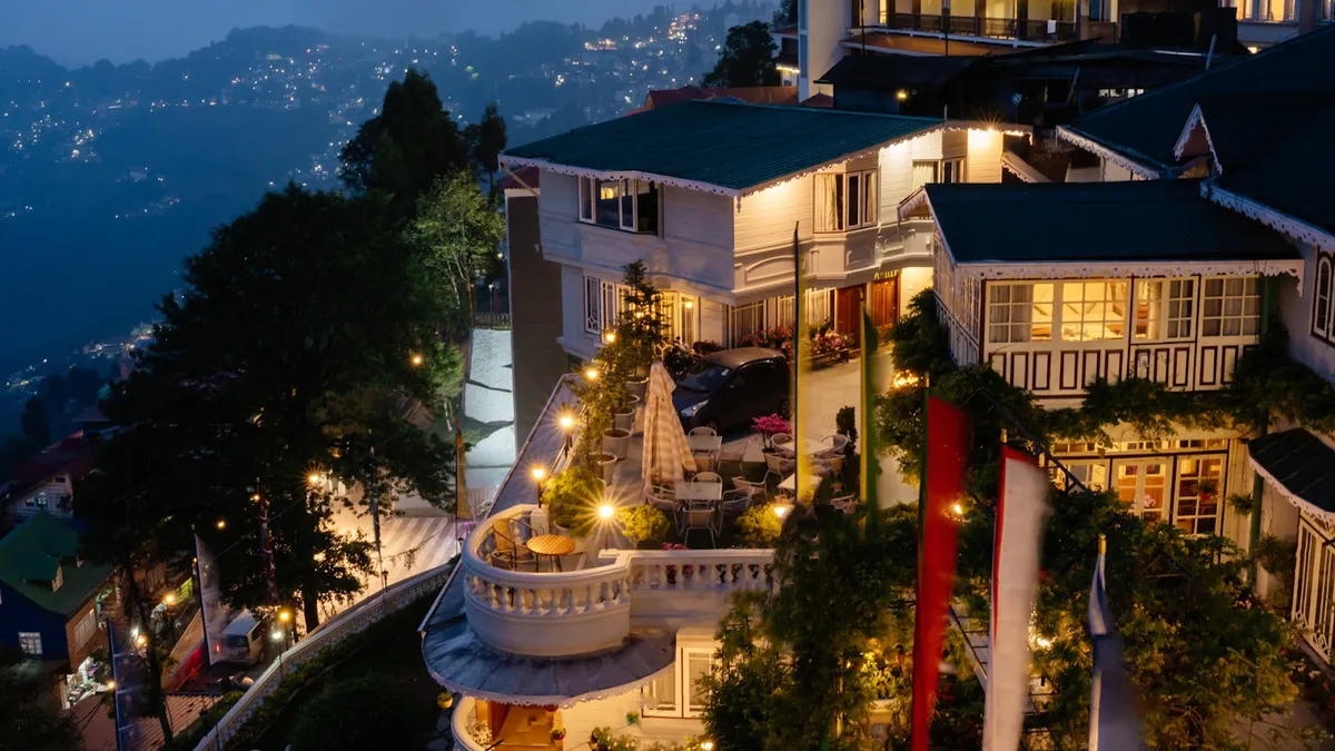 Udaan Hotels | Dekeling Resort, Darjeeling interior view