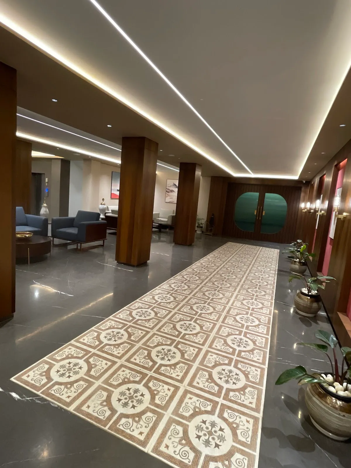 Udaan Maitree Hotel & Spa, Darjeeling, Darjeeling interior view