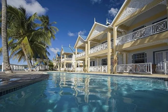 Villa Beach Cottages, Castries interior view