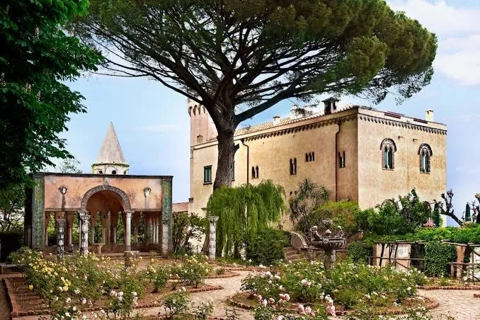 Villa Cimbrone, Ravello interior view