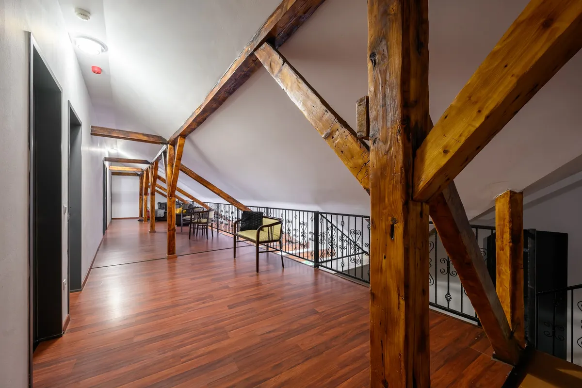 Villa Fazola, Eger interior view