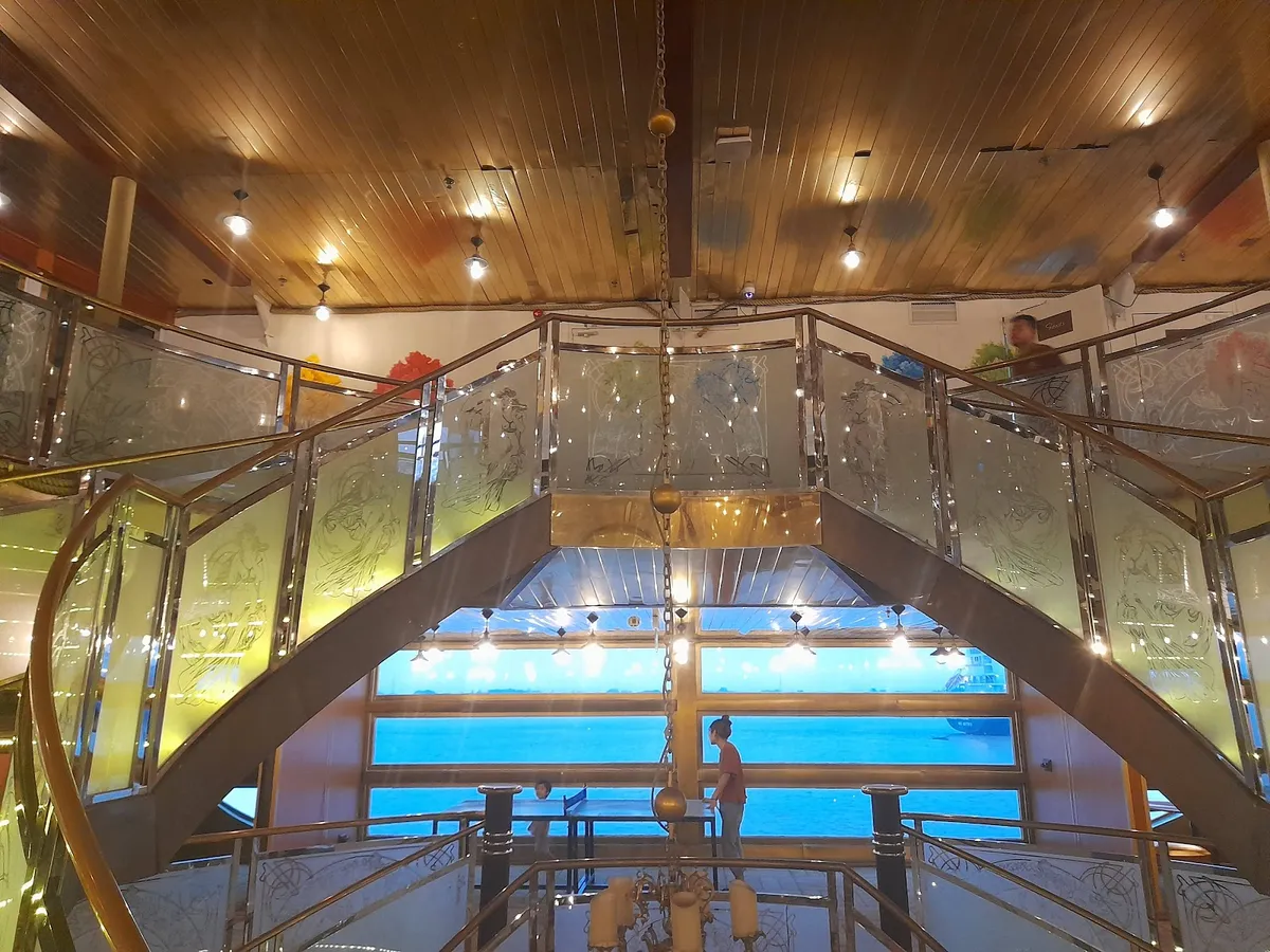 Vintage Luxury Yacht Hotel, Yangon interior view