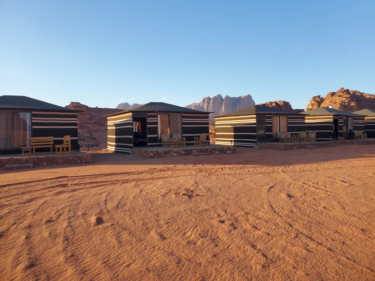 Wadi Rum Desert Home, Wadi Rum interior view