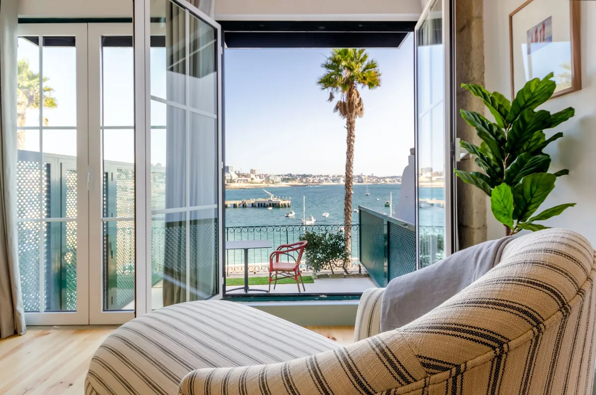 Westlight Cascais Chalet, Cascais interior view