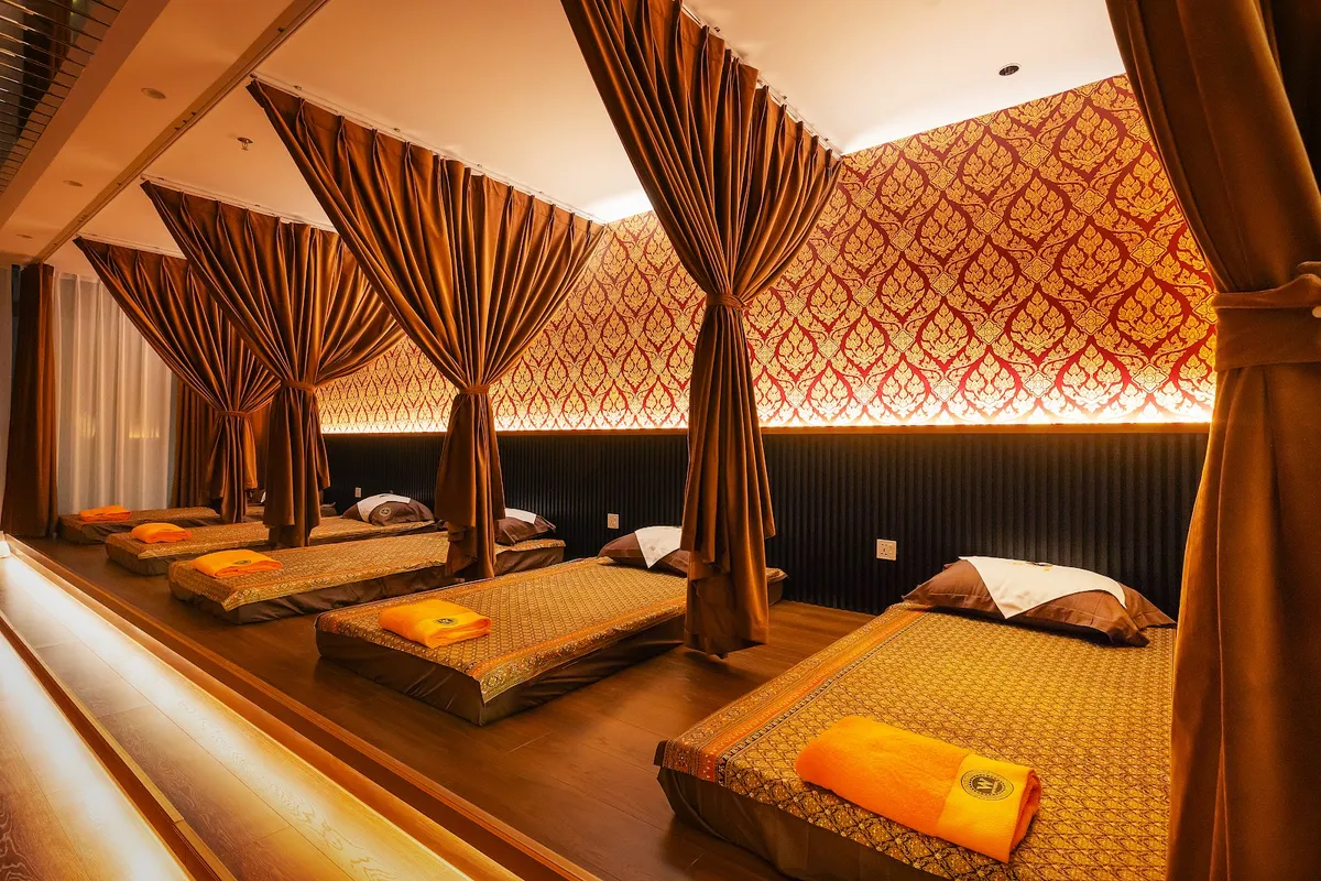 WON MAJESTIC HOTEL CAMBODIA, Sihanoukville interior view