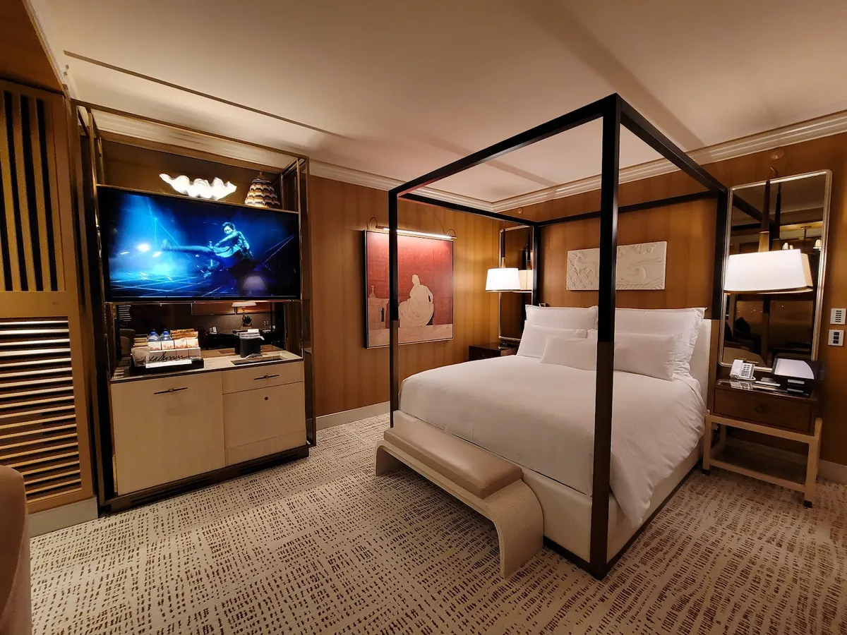 Wynn Las Vegas, Kaieteur Falls interior view