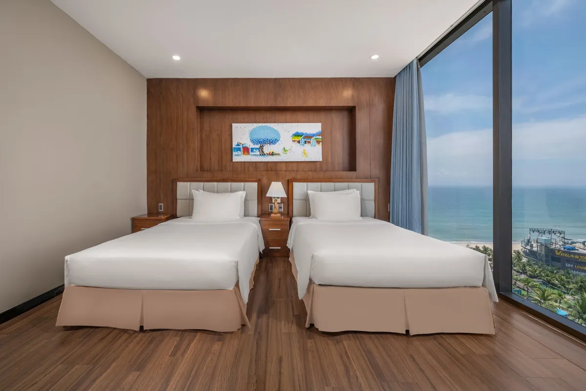 Yarra Ocean Suites Danang, Da Nang interior view