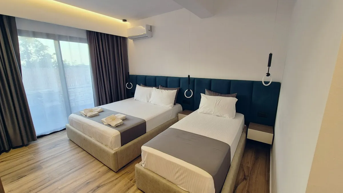 Zaçe Studios, Ksamil interior view