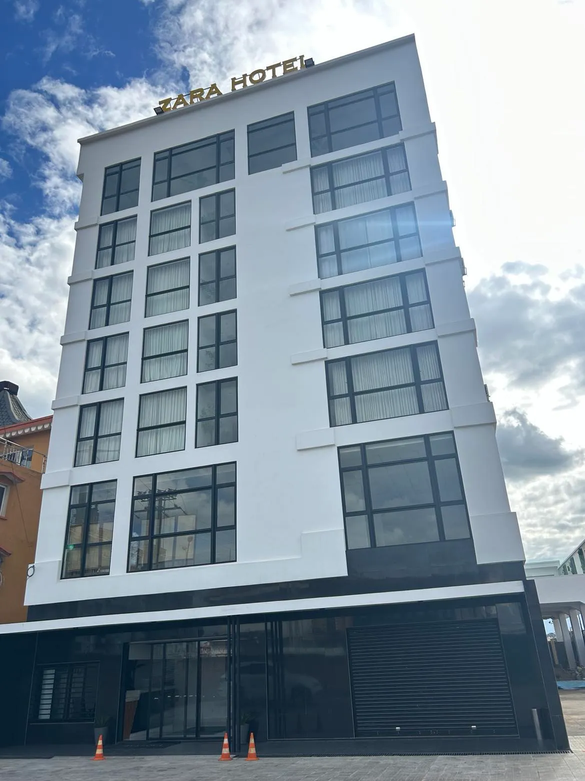Zara Hôtel, Antananarivo interior view