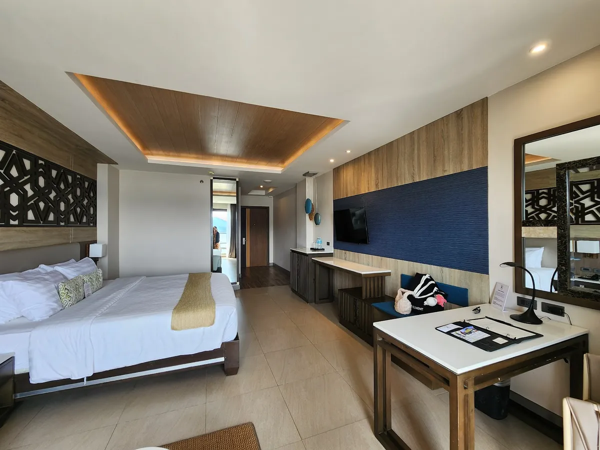 Zuri Resort - Coron, Coron interior view