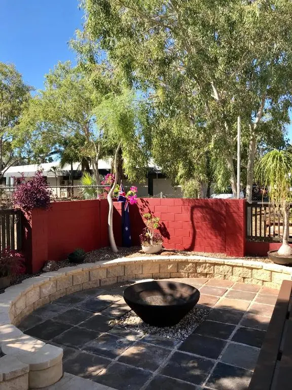 Kimberley Travellers Lodge hotel interior