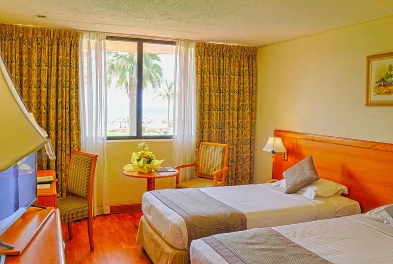 Lou'lou'a Beach Resort hotel interior