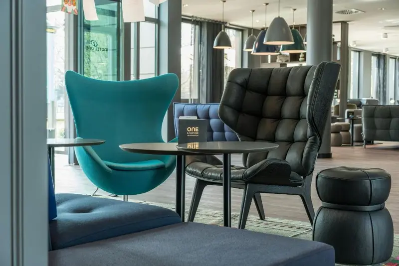 Motel One Dresden-Palaisplatz hotel interior
