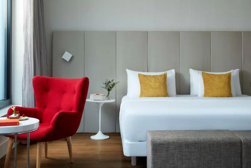NH Frankfurt City hotel interior