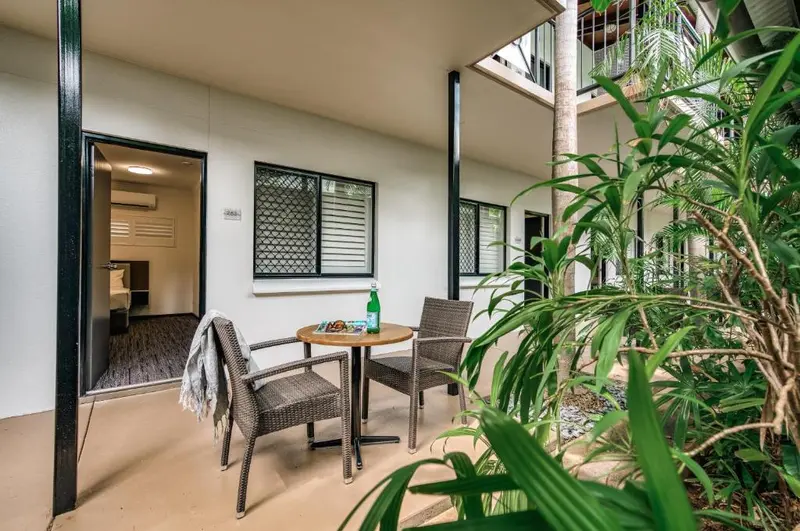 Palms City Resort hotel interior