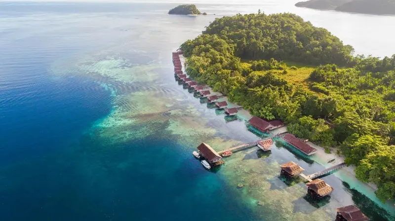 Papua Paradise Eco Resort hotel in Batanta Island