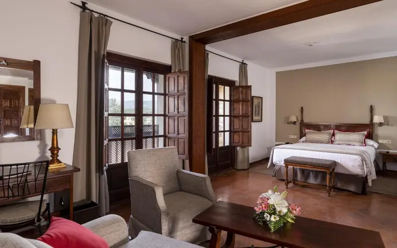 Parador de Tortosa hotel interior