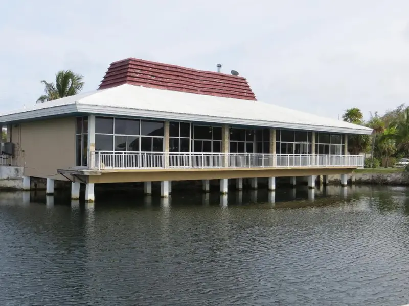 Sugarloaf Lodge hotel in Sugarloaf Key