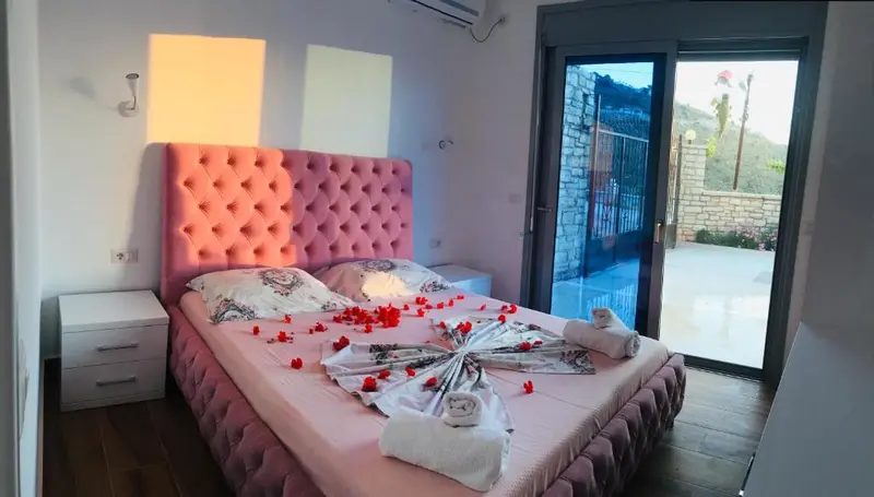 Sunset House hotel interior