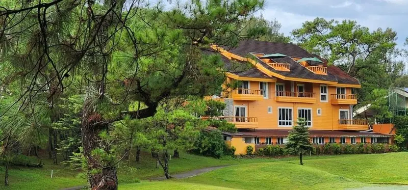 The Manor at Camp John Hay hotel in Bohol