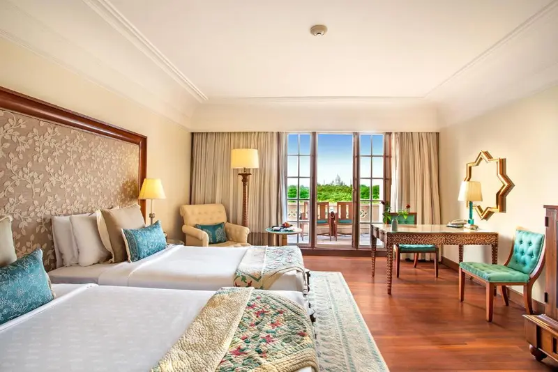 The Oberoi Amarvilas hotel interior