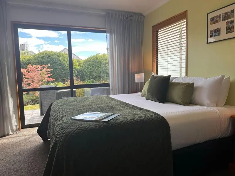 Wanaka Springs Lodge hotel interior
